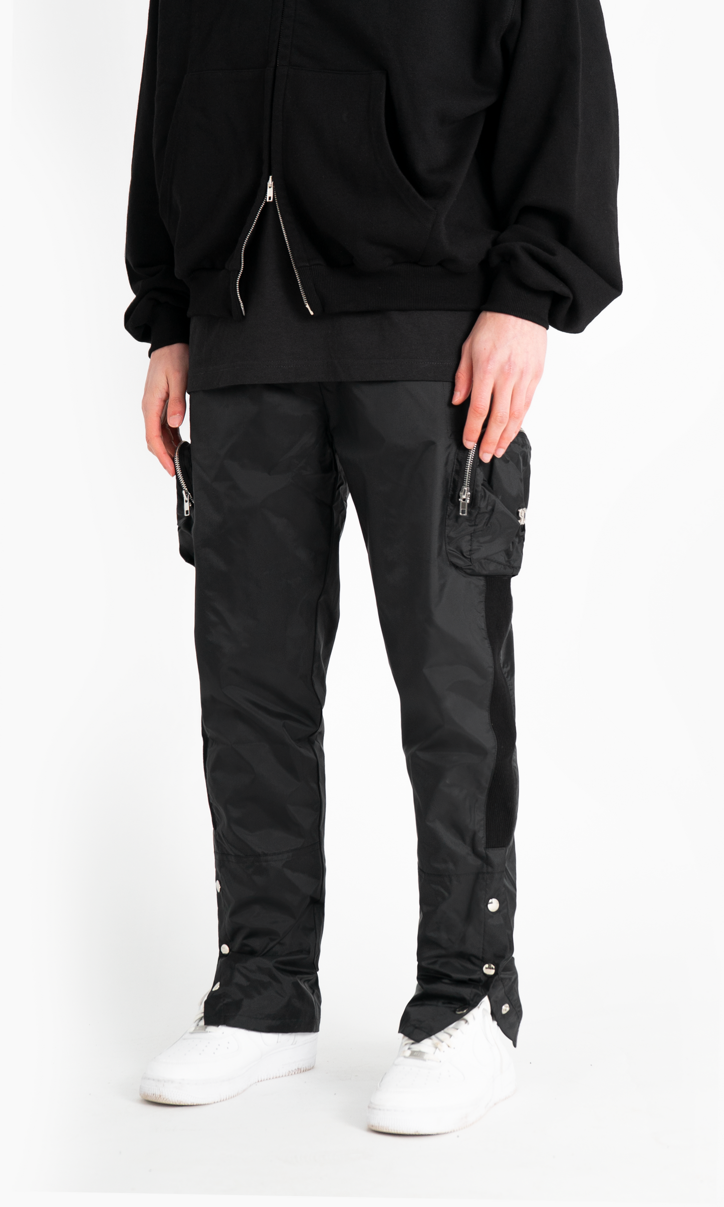 Separate Collection© Nylon Cargos Black
