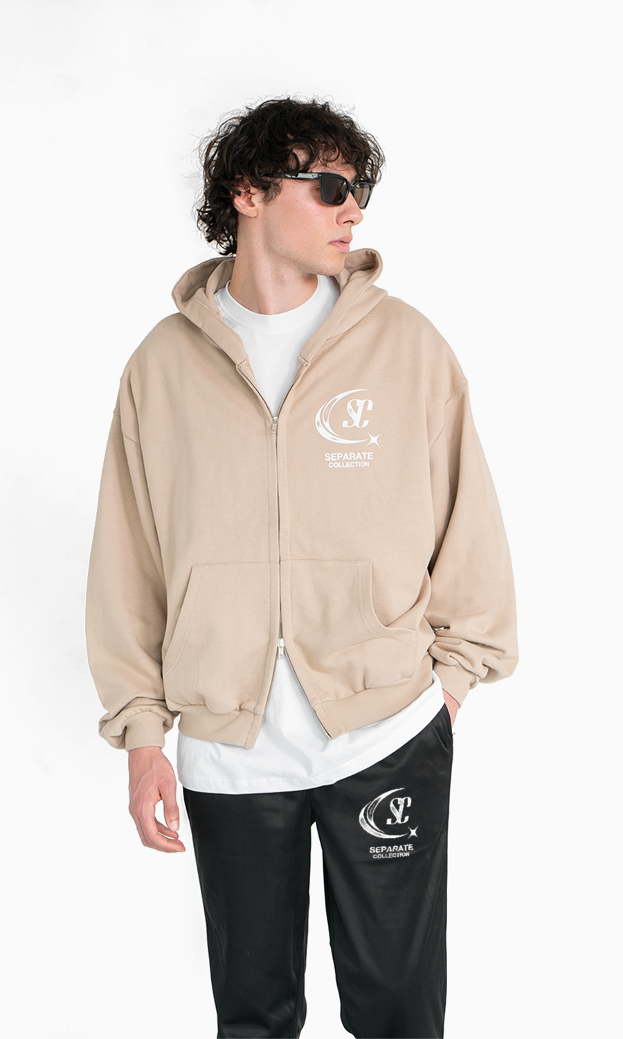 Separate Collection© Playmakers Club Zip-up Hoodie Sand